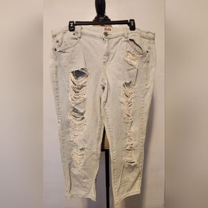 Women's Mudd Ripped Jeans Size 17